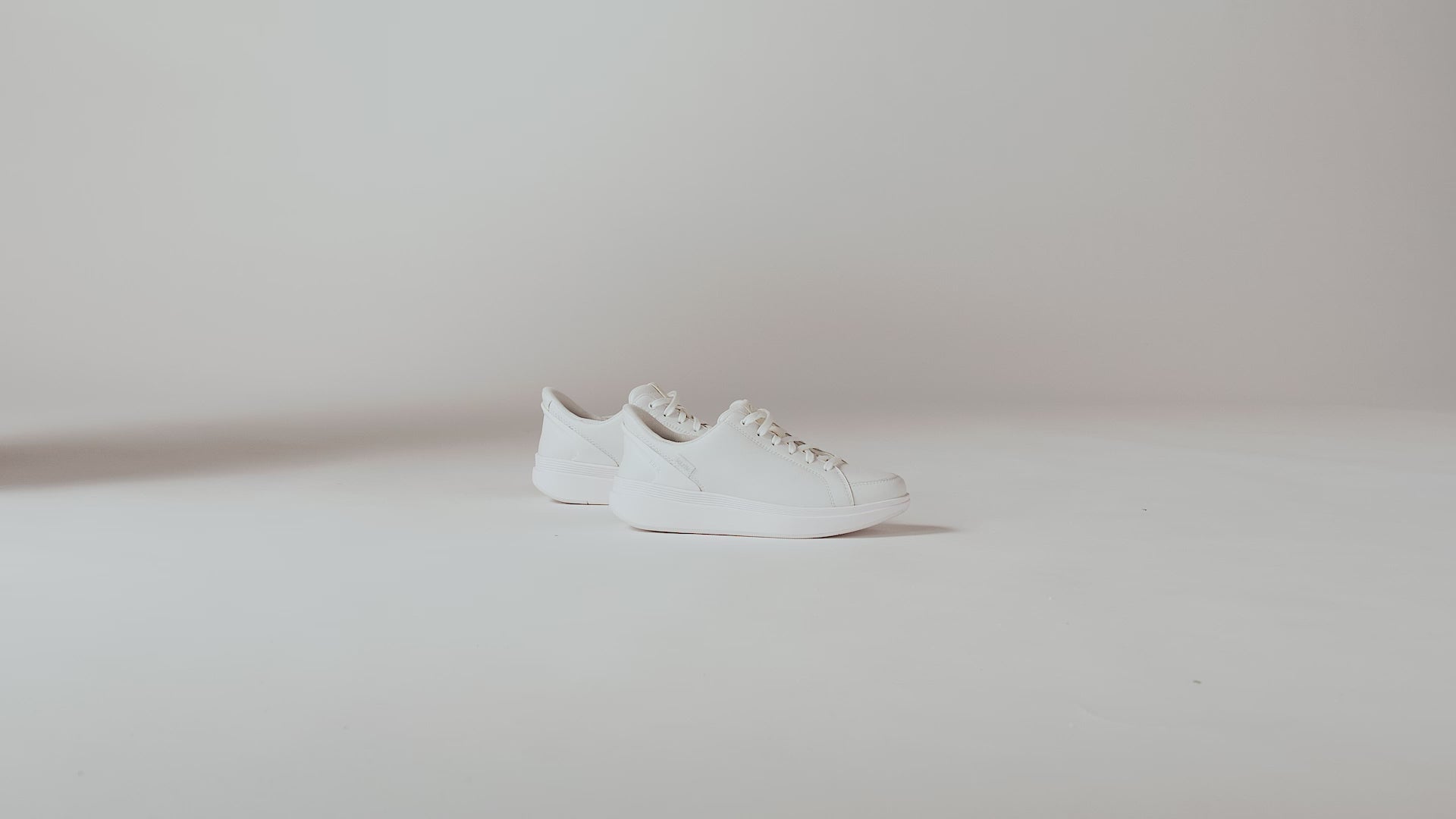 Women's Sydney - White